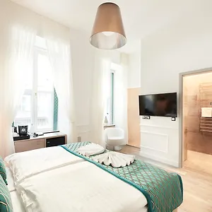 4* Hotel Boutique